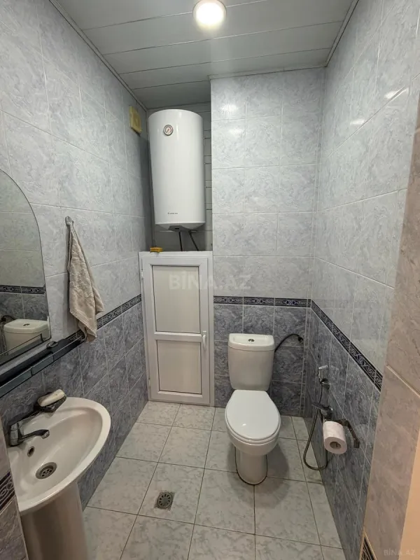 Satılır 4 otaqlı mənzil 148 m²