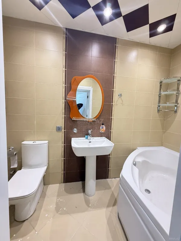 Satılır 2 otaqlı mənzil 95 m²