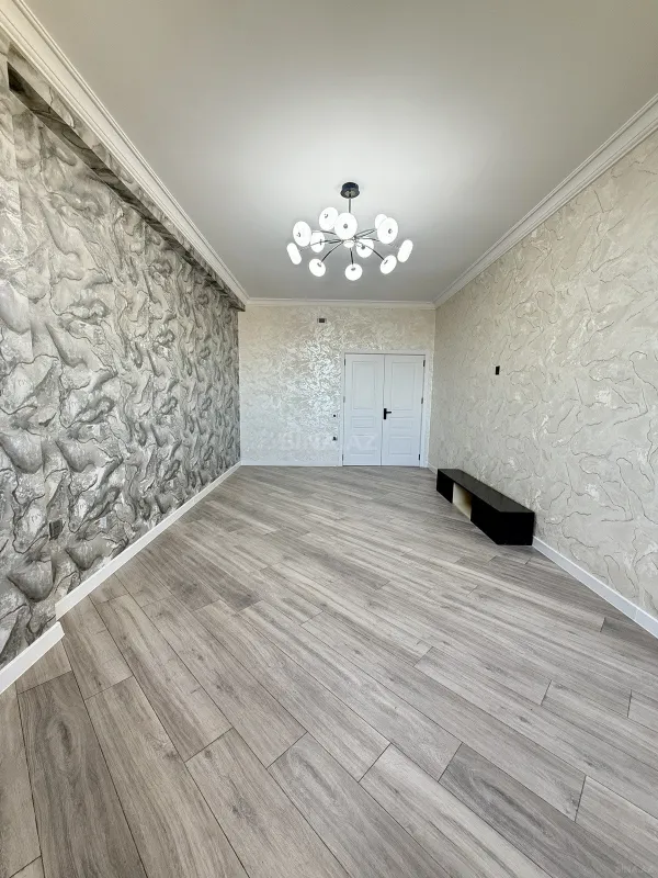 Satılır 2 otaqlı mənzil 95 m²