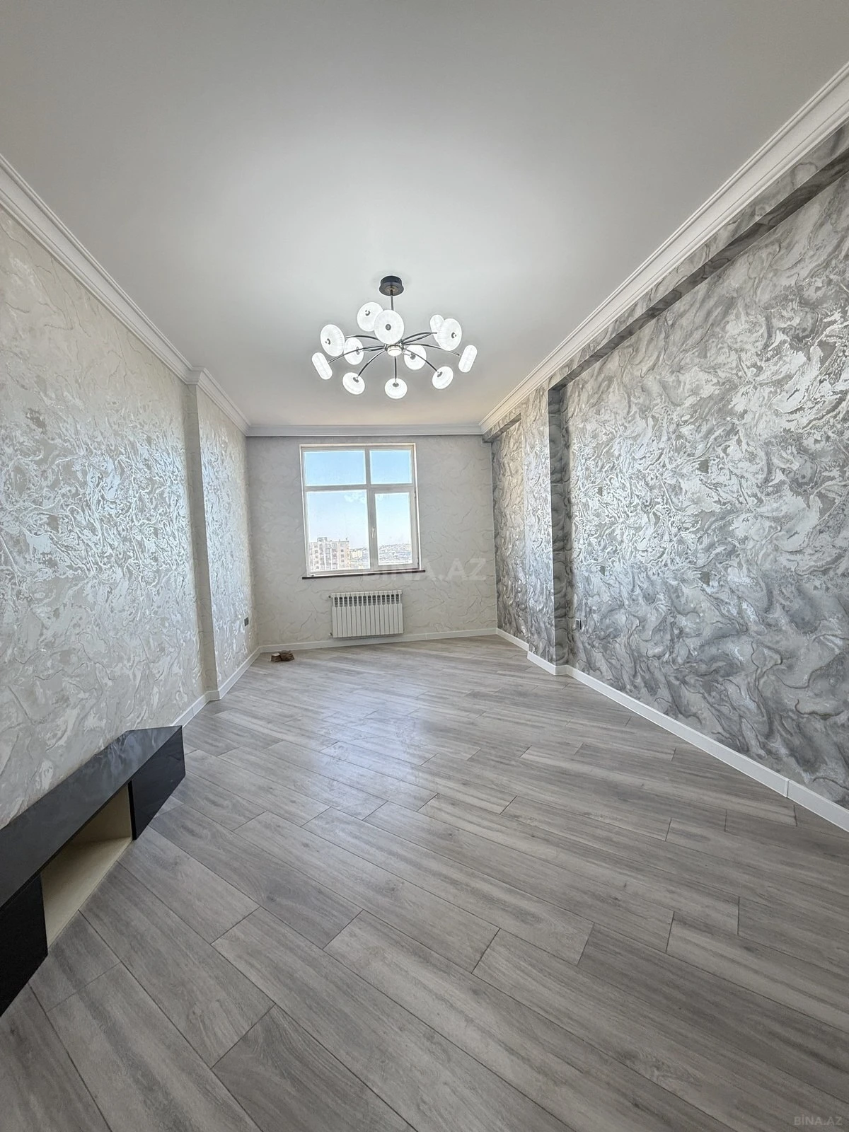 Satılır 2 otaqlı mənzil 95 m²