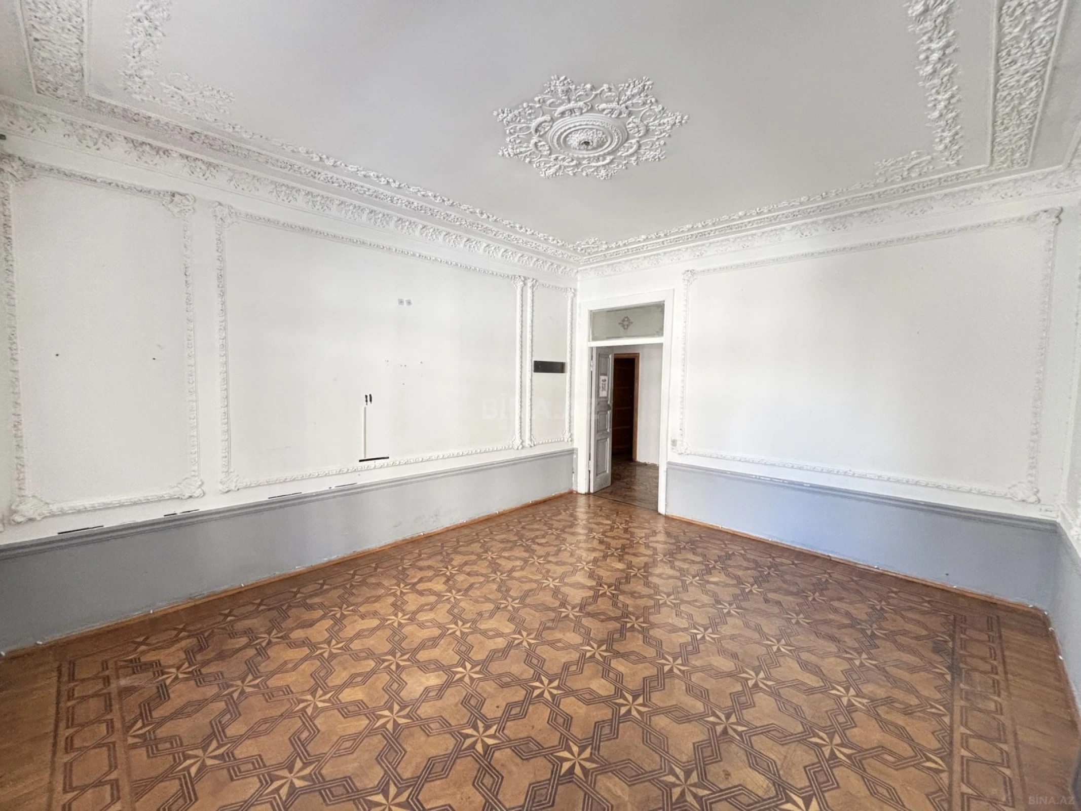 Kirayə verilir 3 otaqlı ofis 100 m²