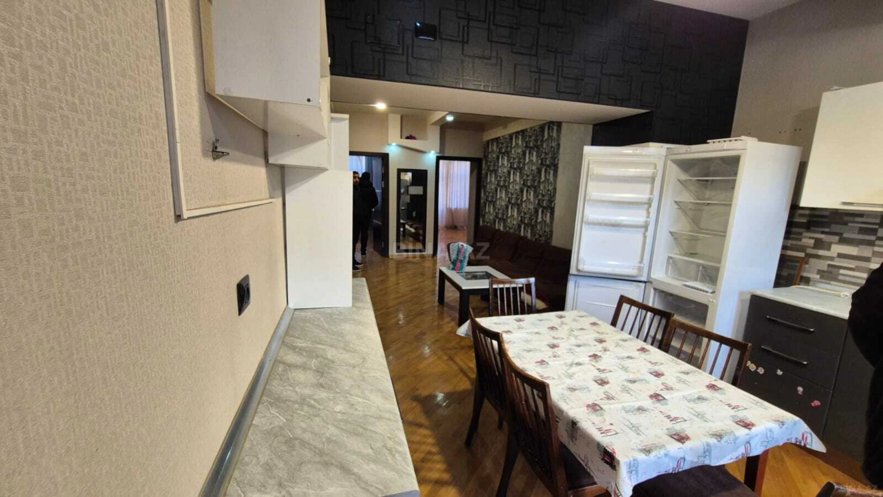 Kirayə verilir 3 otaqlı mənzil 80 m²