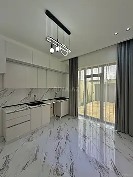 Satılır 4 otaqlı həyət evi 150 m²