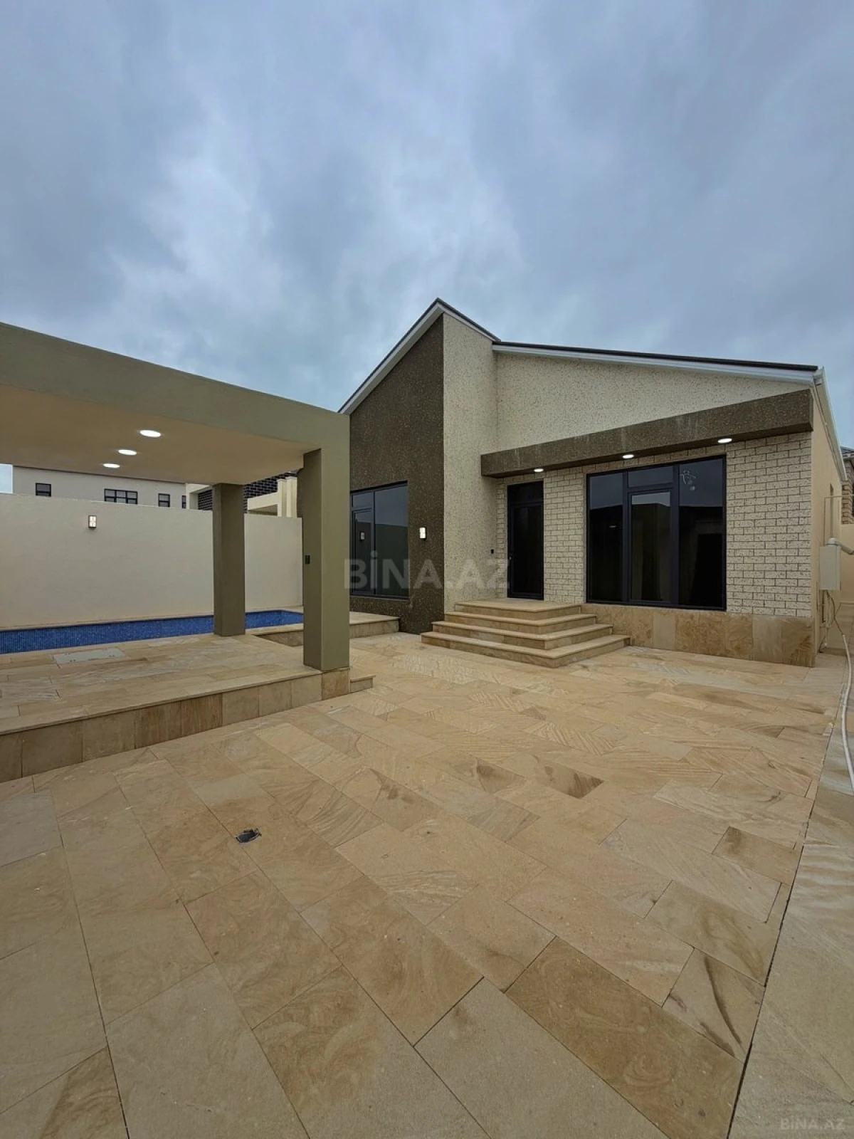 Satılır 4 otaqlı həyət evi 150 m²