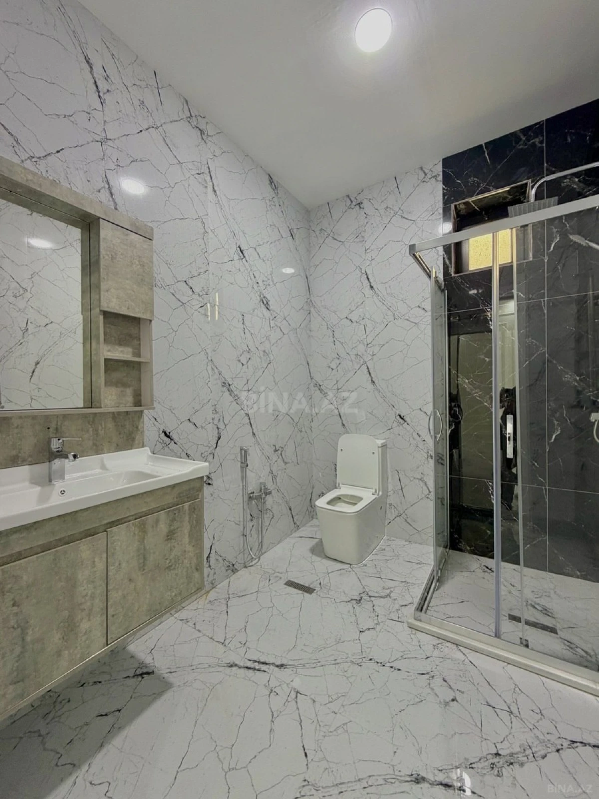 Satılır 4 otaqlı həyət evi 150 m²