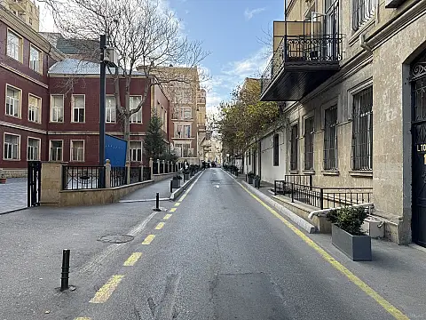 Satılır 3 otaqlı mənzil 100 m²