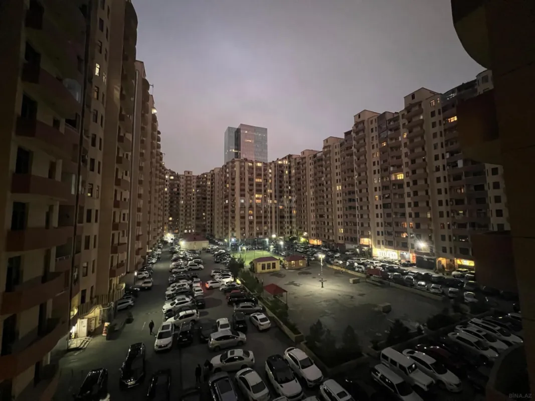 Kirayə verilir 2 otaqlı mənzil 70 m²