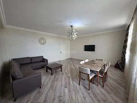 Kirayə verilir 3 otaqlı mənzil 140 m²