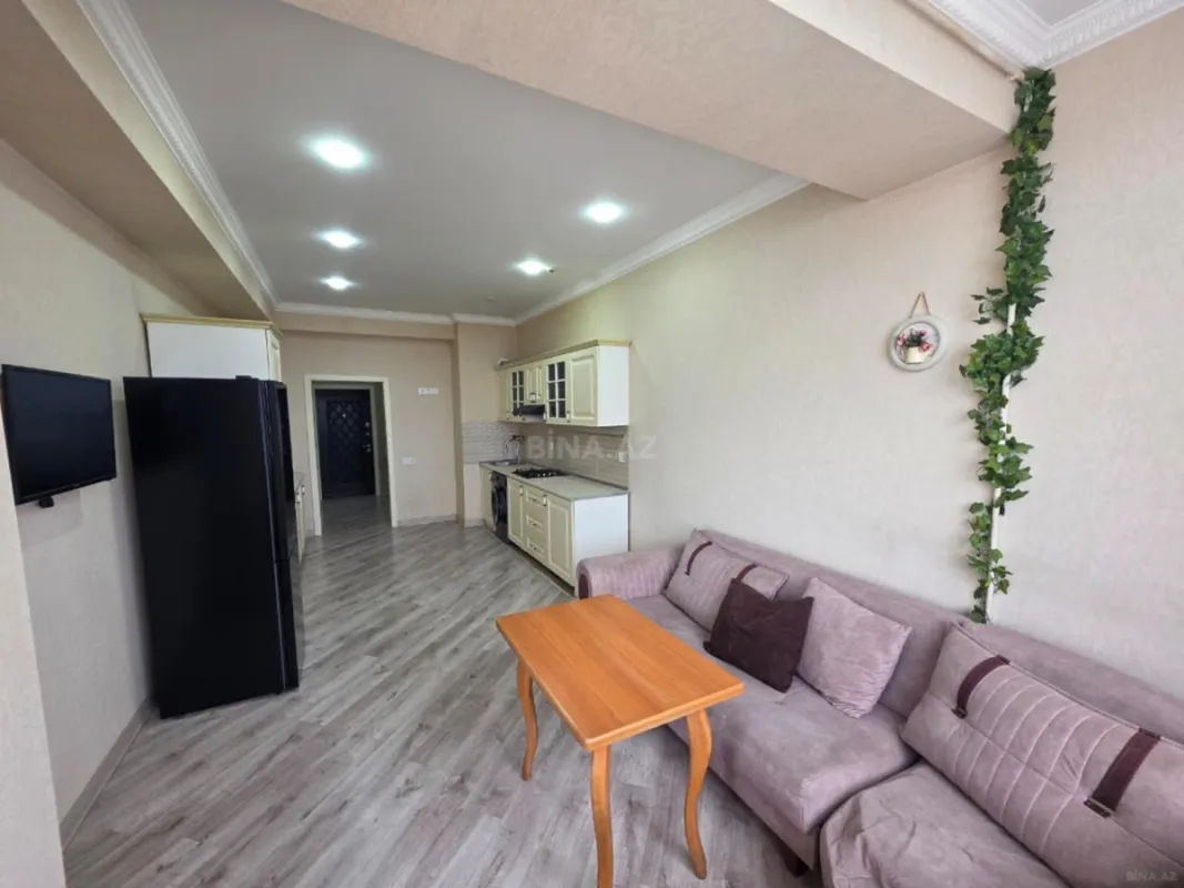 Kirayə verilir 3 otaqlı mənzil 140 m²