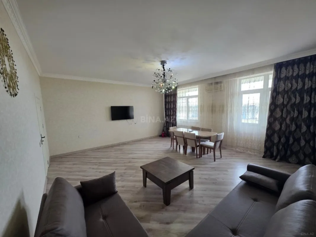 Kirayə verilir 3 otaqlı mənzil 140 m²