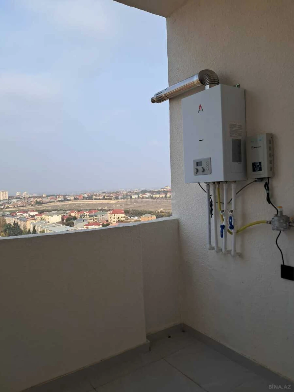 Satılır 2 otaqlı mənzil 67 m²
