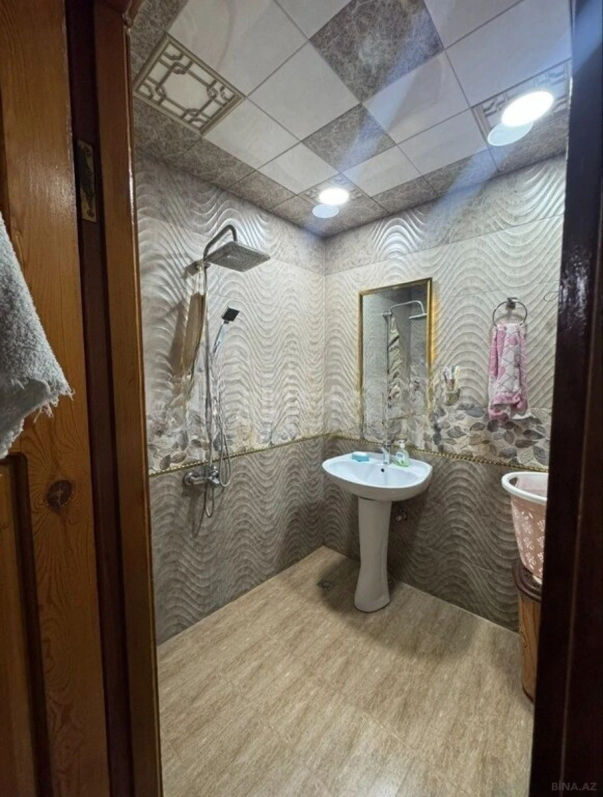 Satılır 3 otaqlı mənzil 70 m²
