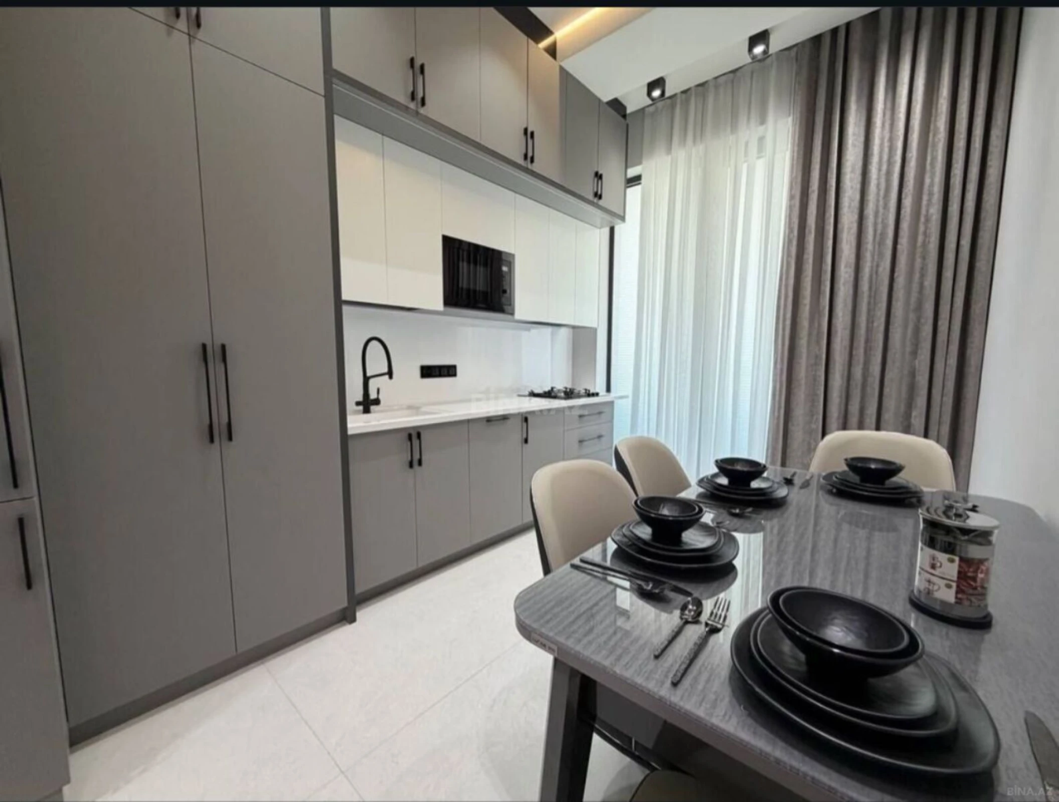 Kirayə verilir 3 otaqlı mənzil 100 m²