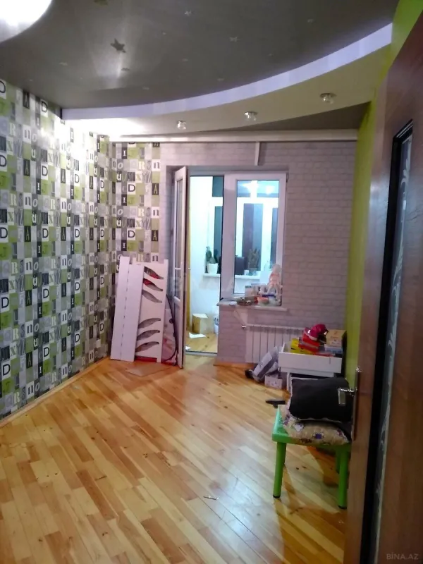 Satılır 3 otaqlı mənzil 90 m²