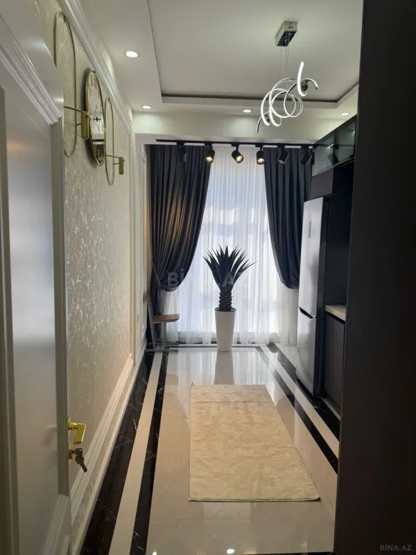 Satılır 2 otaqlı mənzil 72 m²