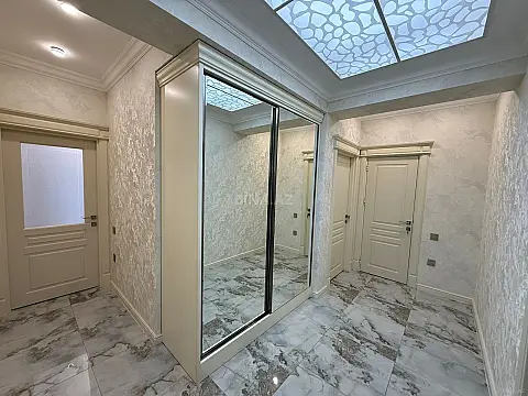 Satılır 3 otaqlı mənzil 83 m²