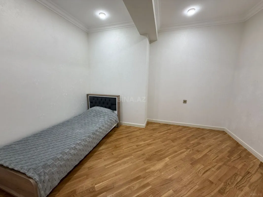 Satılır 3 otaqlı mənzil 83 m²