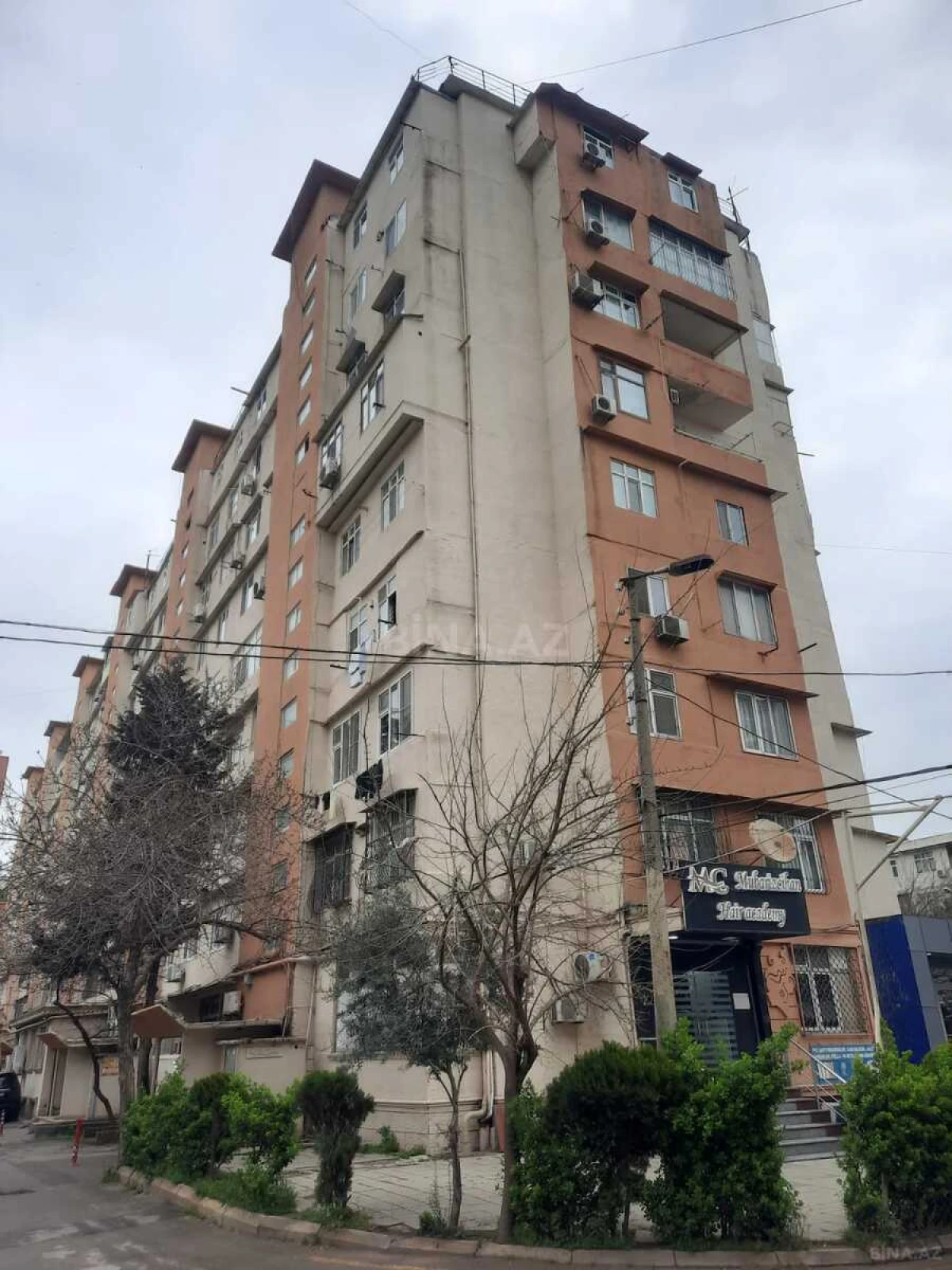 Satılır 1 otaqlı mənzil 40 m²