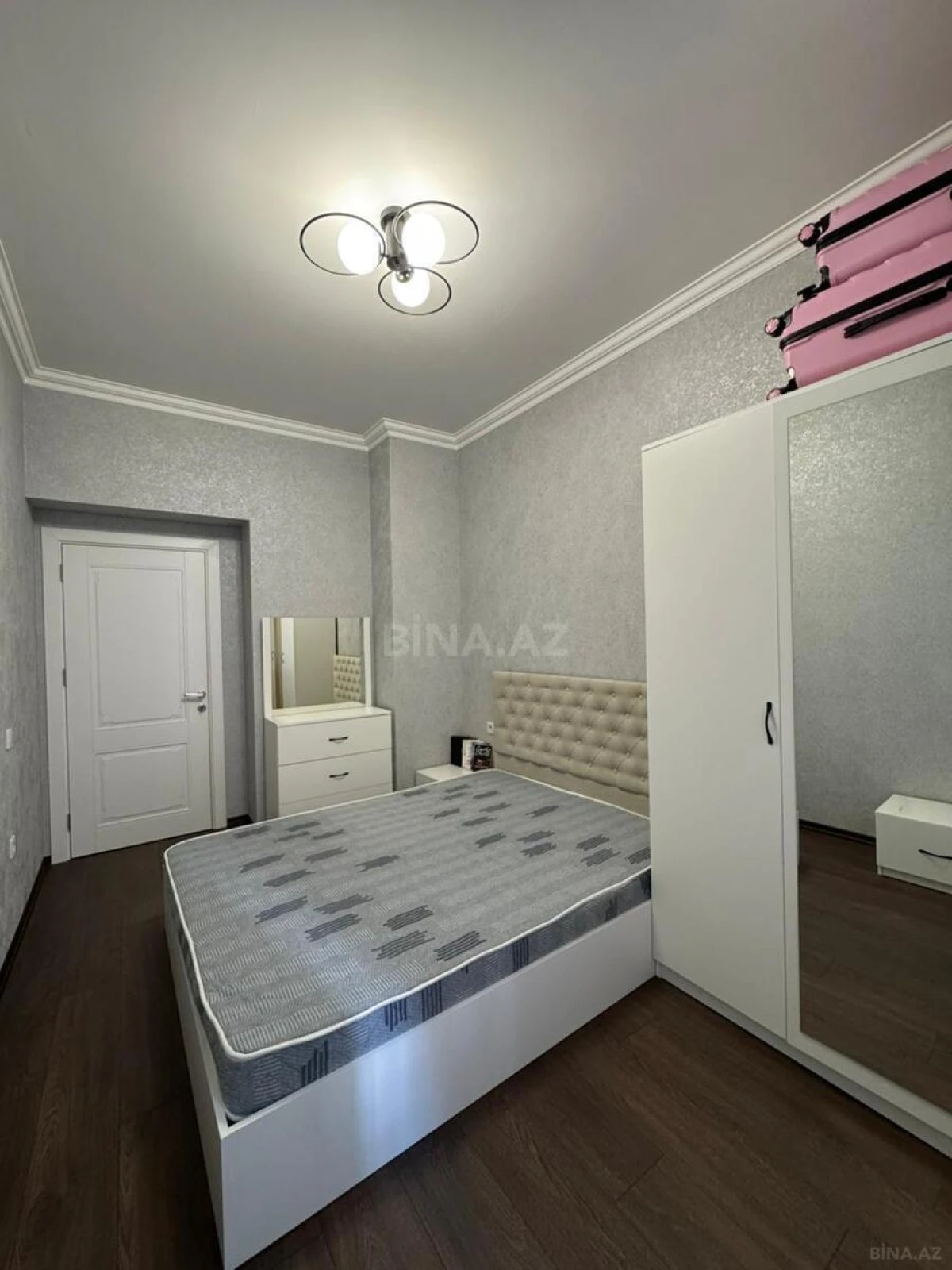 Satılır 3 otaqlı mənzil 80 m²