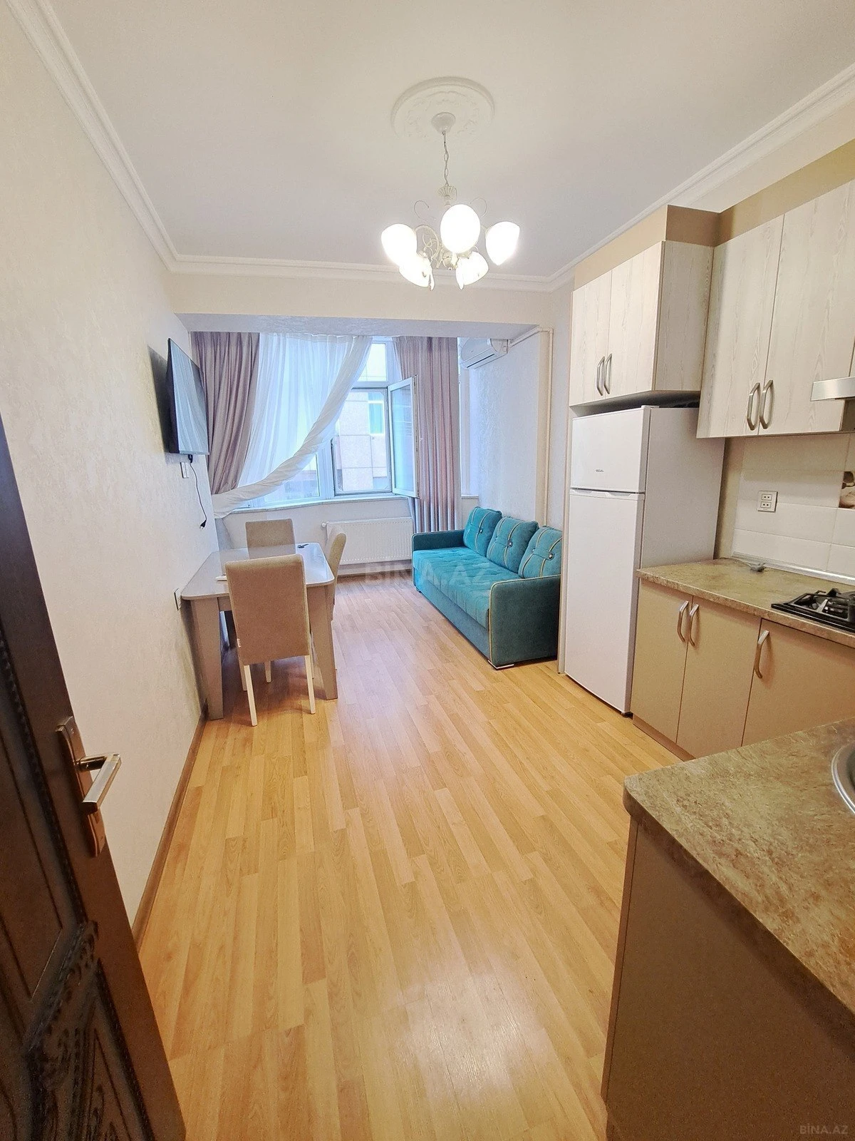 Kirayə verilir 2 otaqlı mənzil 50 m²
