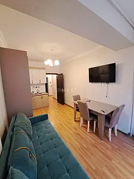 Kirayə verilir 2 otaqlı mənzil 50 m²