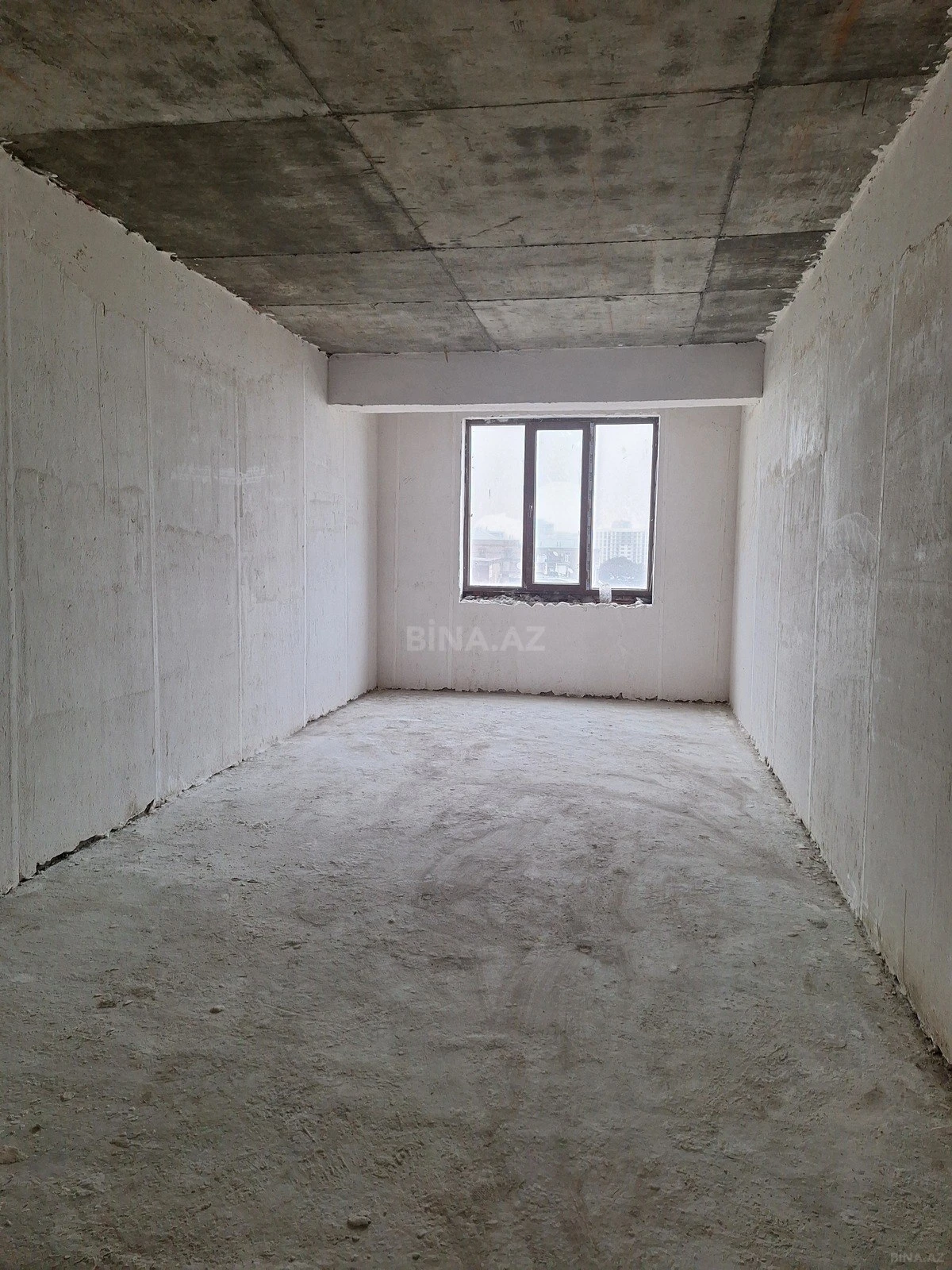 Satılır 3 otaqlı mənzil 167 m²