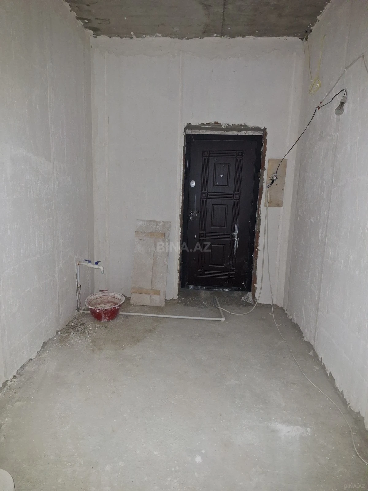 Satılır 3 otaqlı mənzil 167 m²