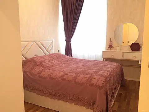 Satılır 2 otaqlı mənzil 61 m²