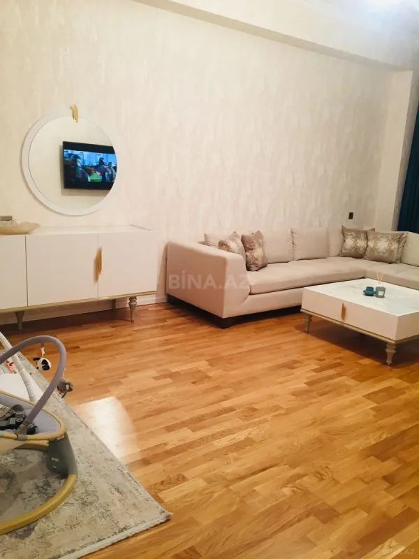 Satılır 2 otaqlı mənzil 61 m²