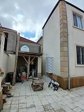 Satılır 4 otaqlı həyət evi 100 m²
