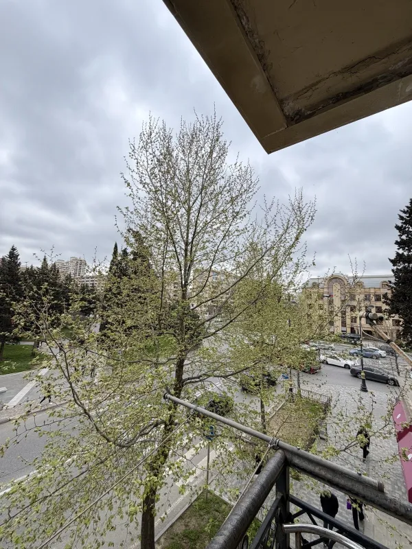 Satılır 2 otaqlı mənzil 50 m²