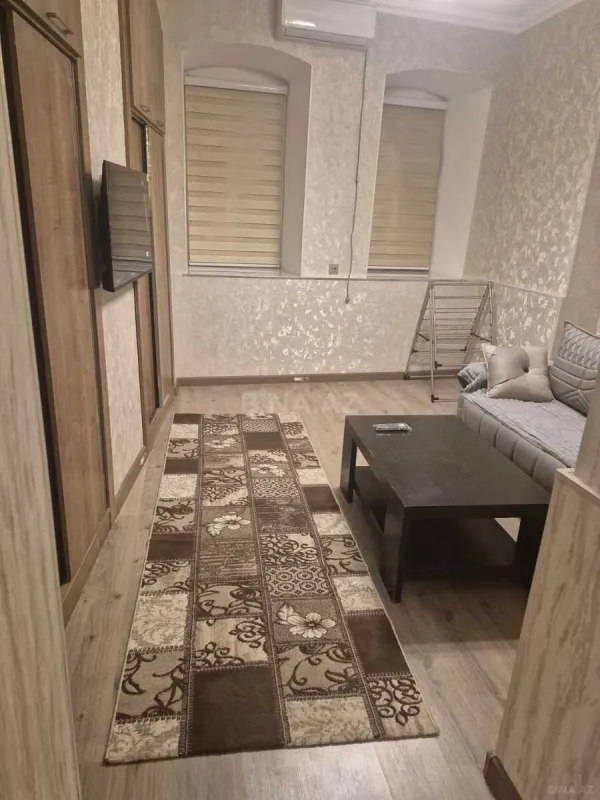 Kirayə verilir 2 otaqlı mənzil 50 m²