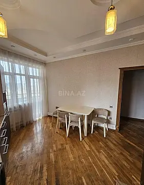 Kirayə verilir 2 otaqlı mənzil 100 m²