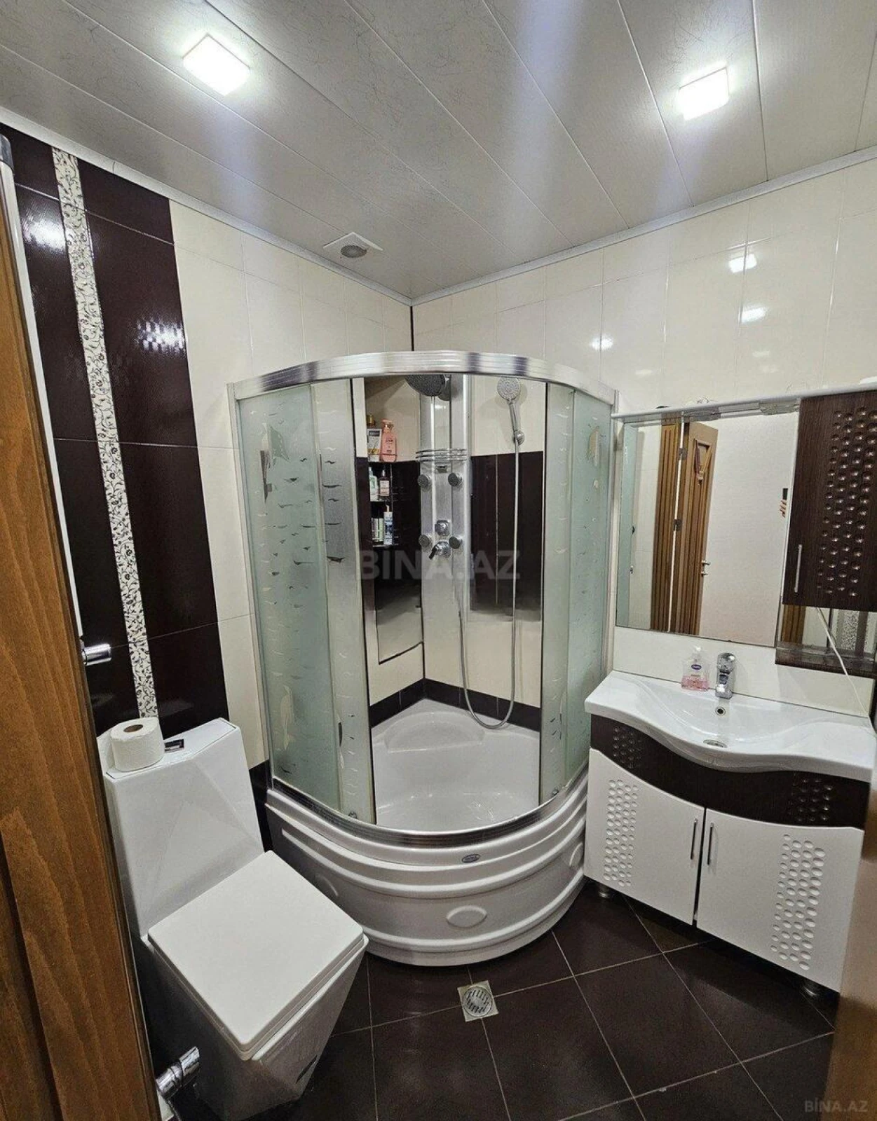 Kirayə verilir 2 otaqlı mənzil 100 m²