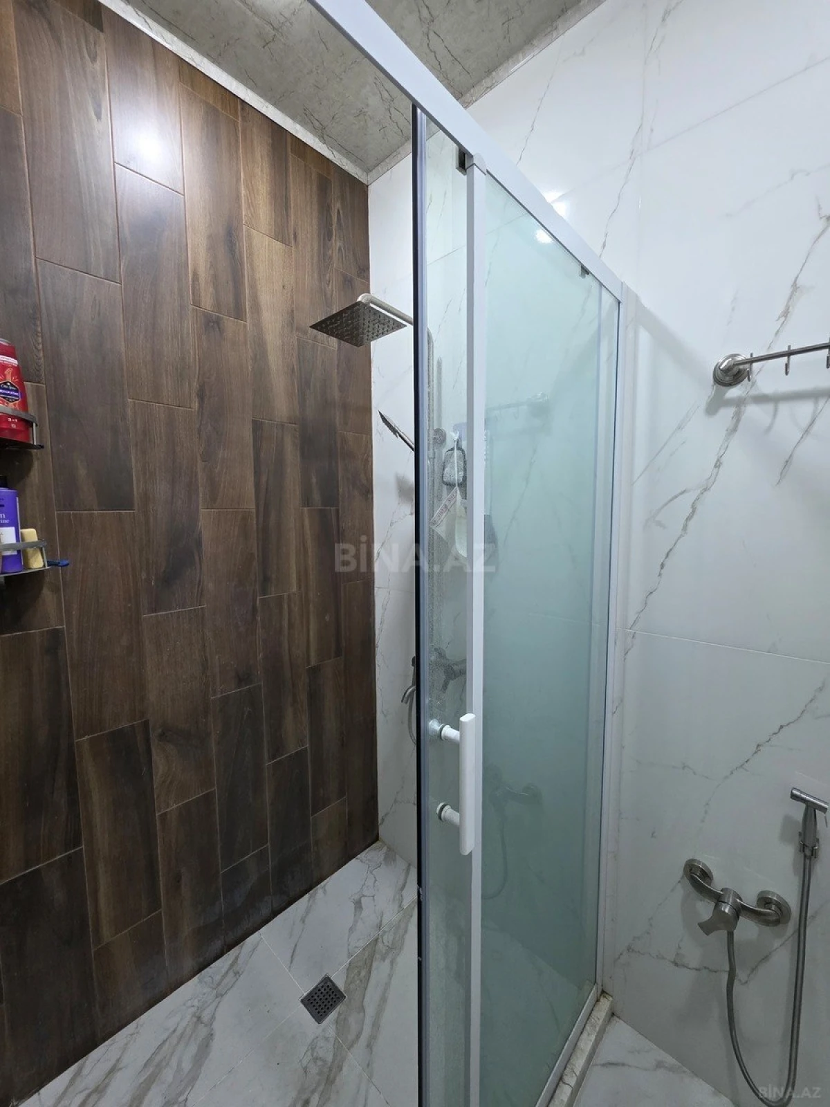 Satılır 2 otaqlı mənzil 62 m²