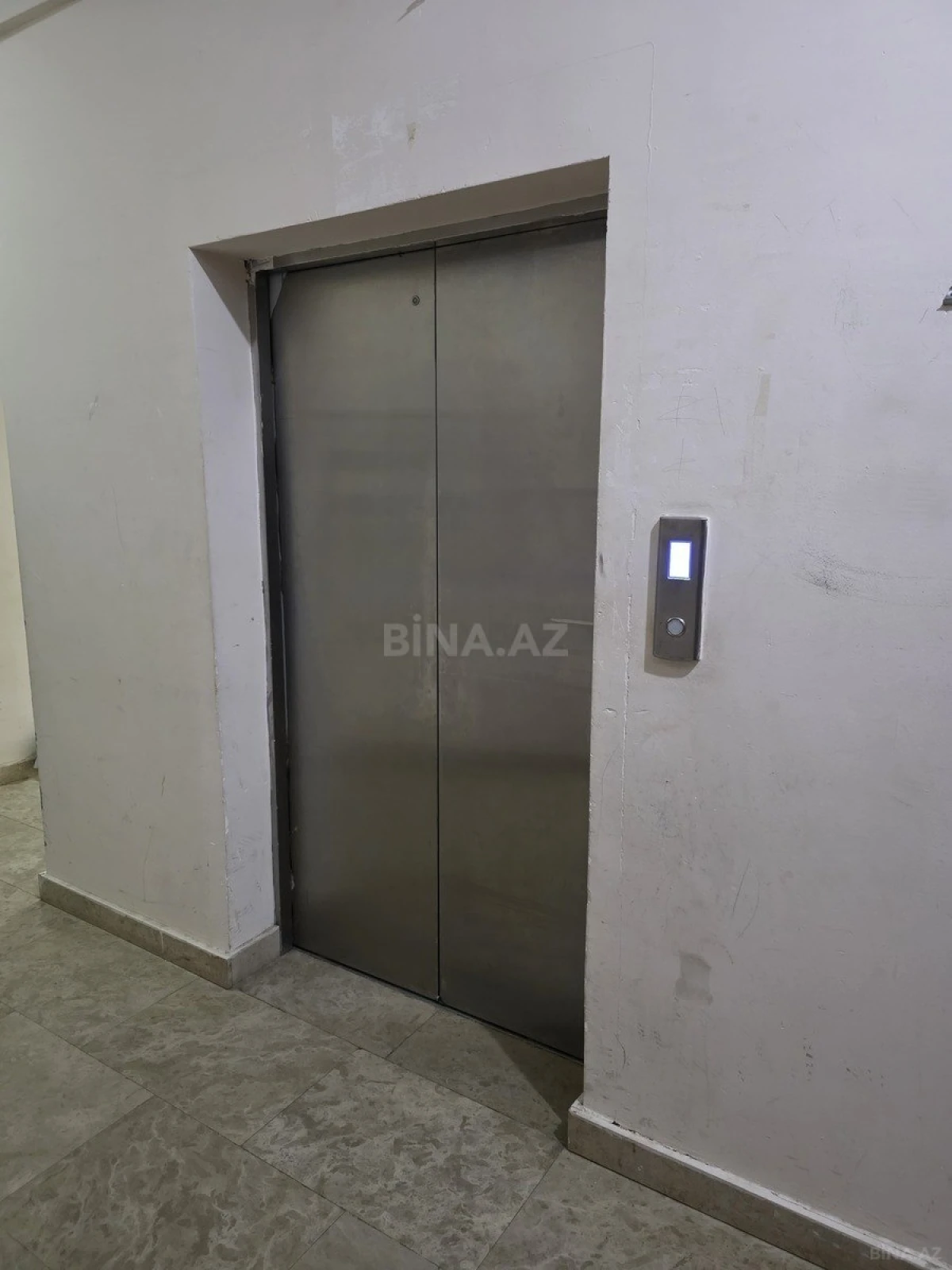 Satılır 2 otaqlı mənzil 62 m²