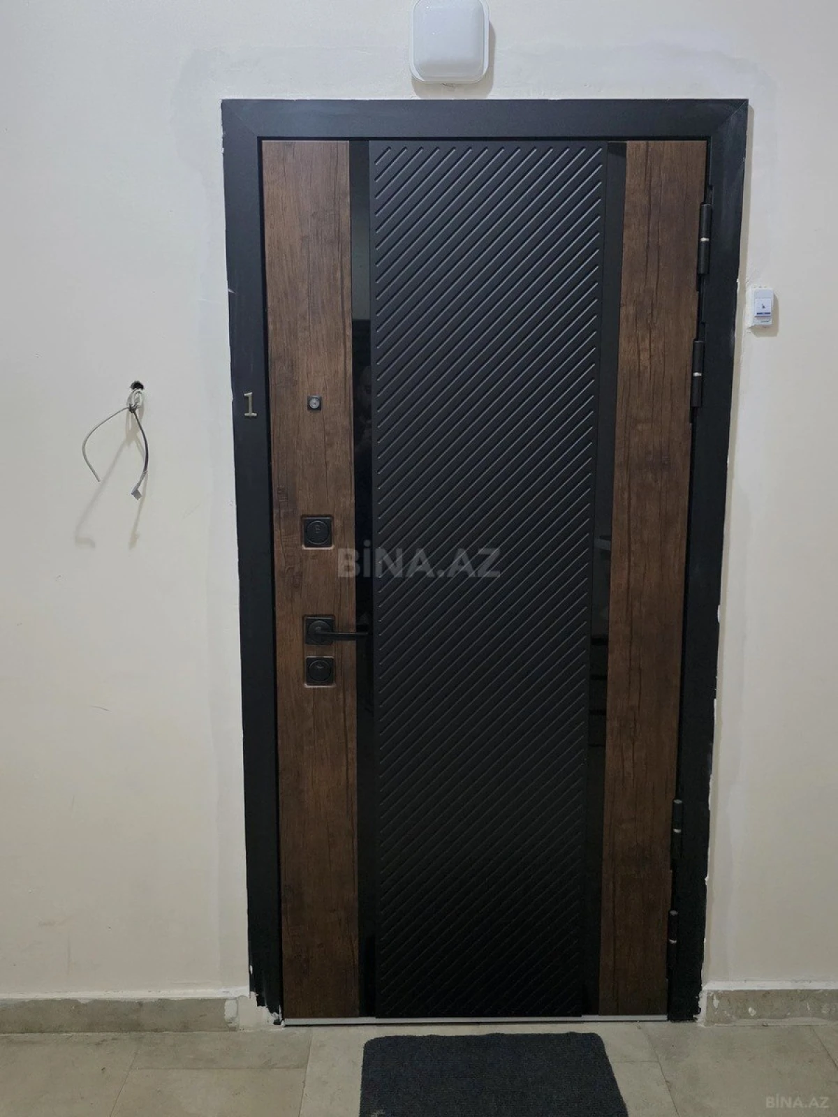 Satılır 2 otaqlı mənzil 62 m²