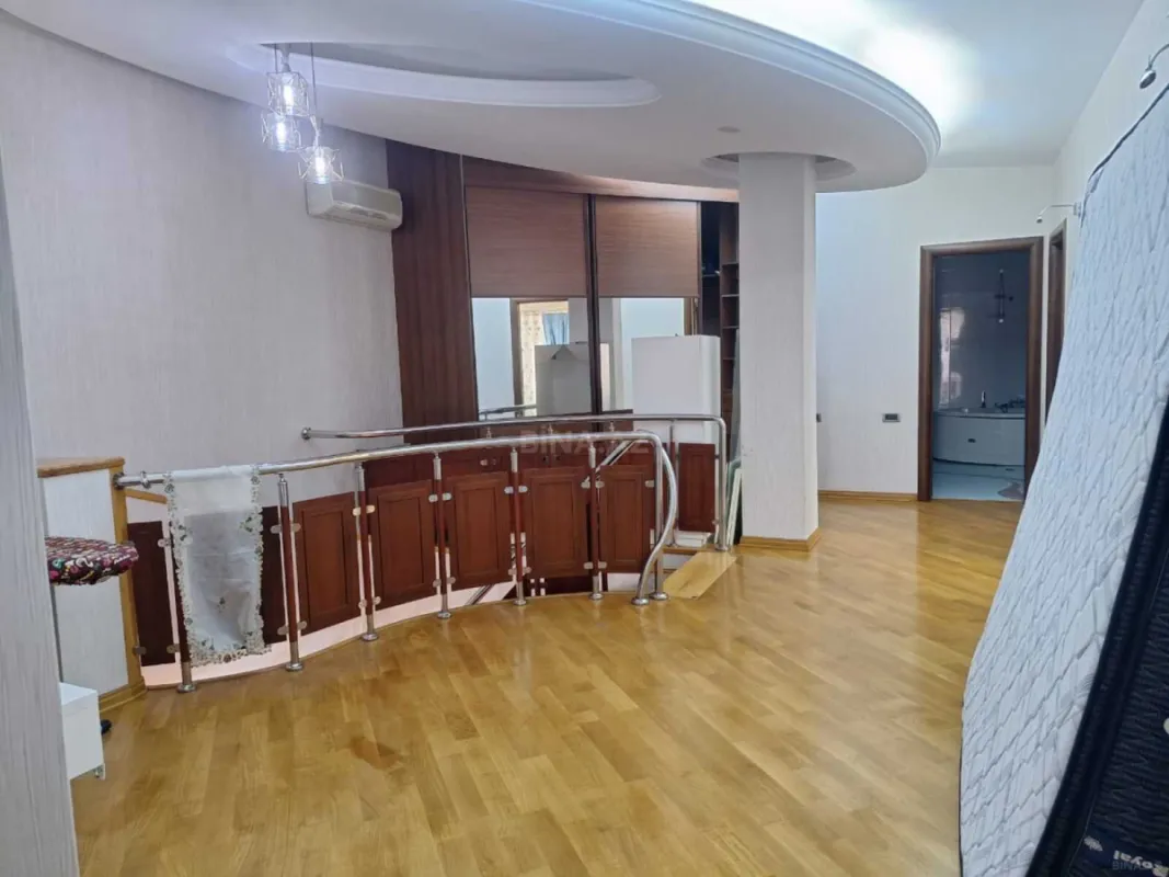 Kirayə verilir 4 otaqlı mənzil 360 m²
