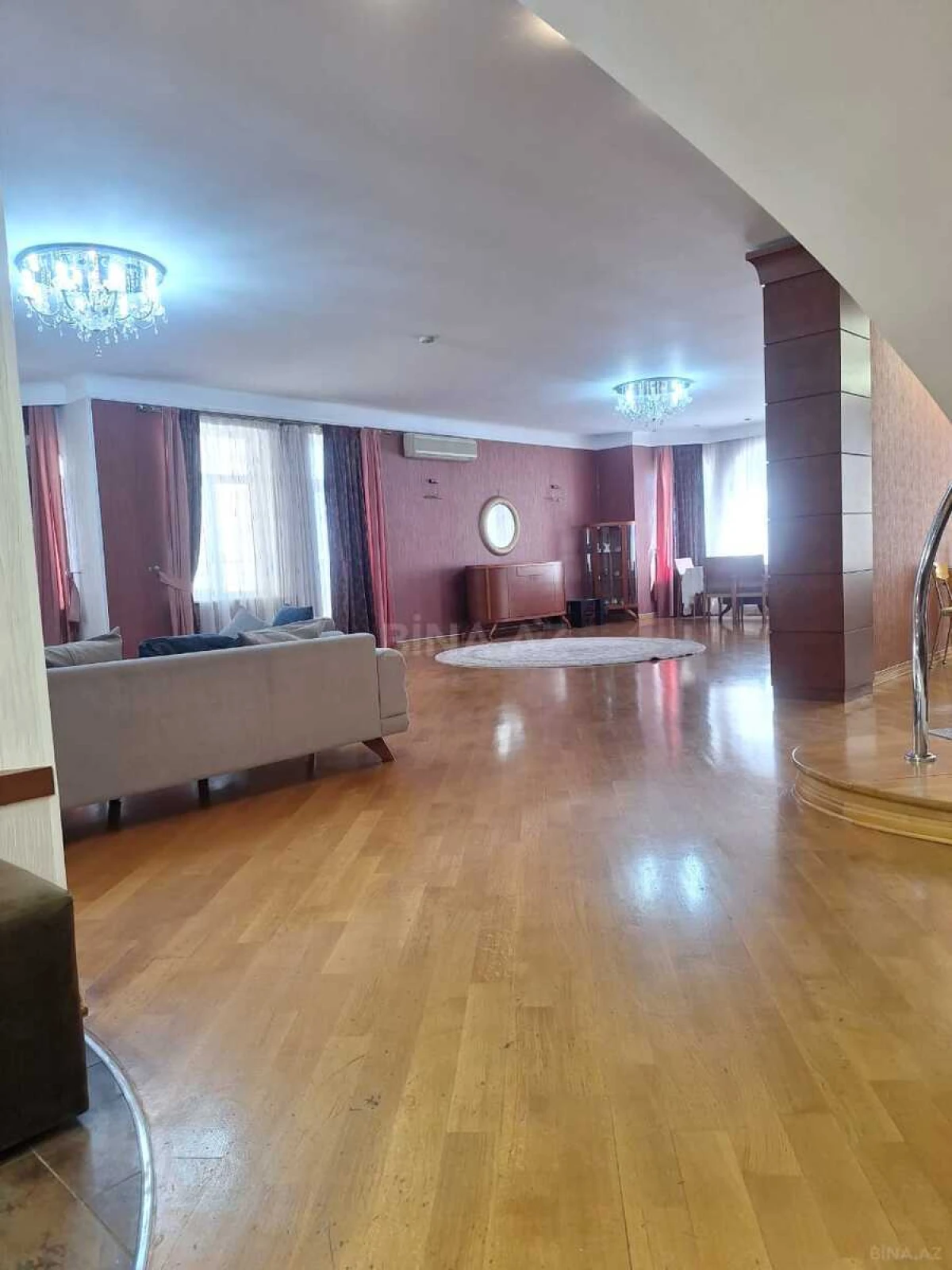 Kirayə verilir 4 otaqlı mənzil 360 m²