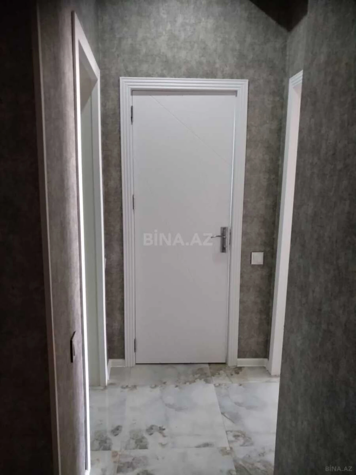 Satılır 3 otaqlı mənzil 103 m²