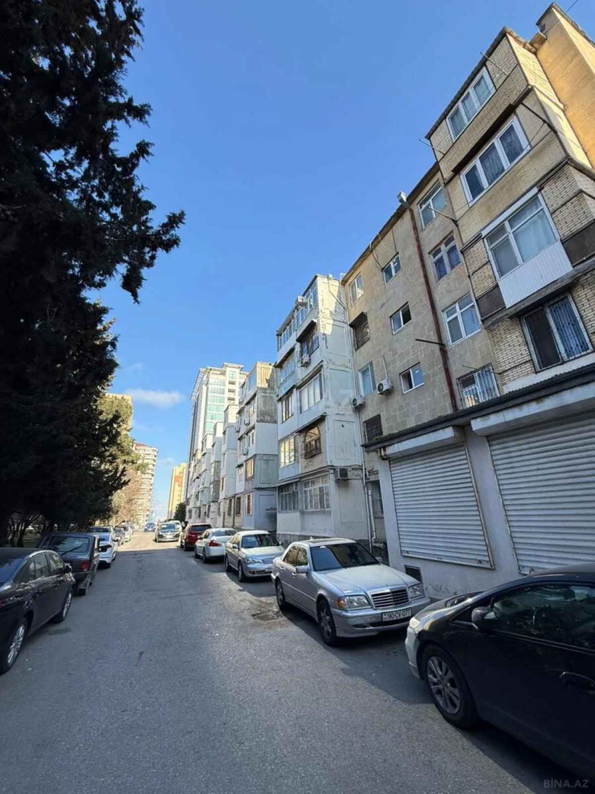Satılır 2 otaqlı mənzil 60 m²