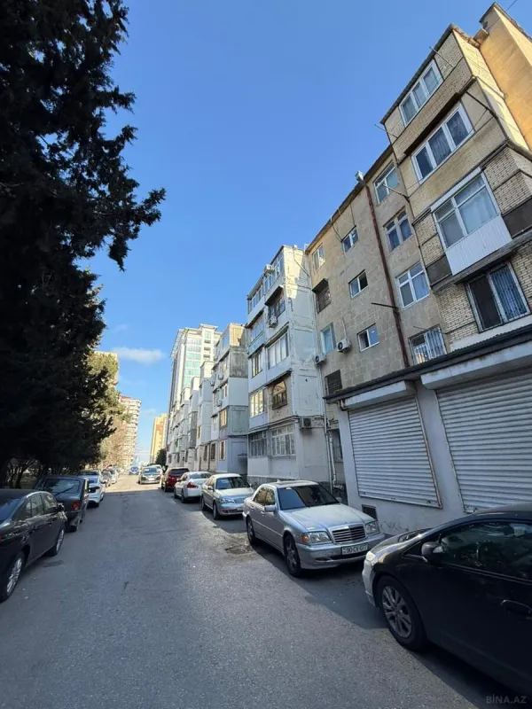 Satılır 2 otaqlı mənzil 60 m²