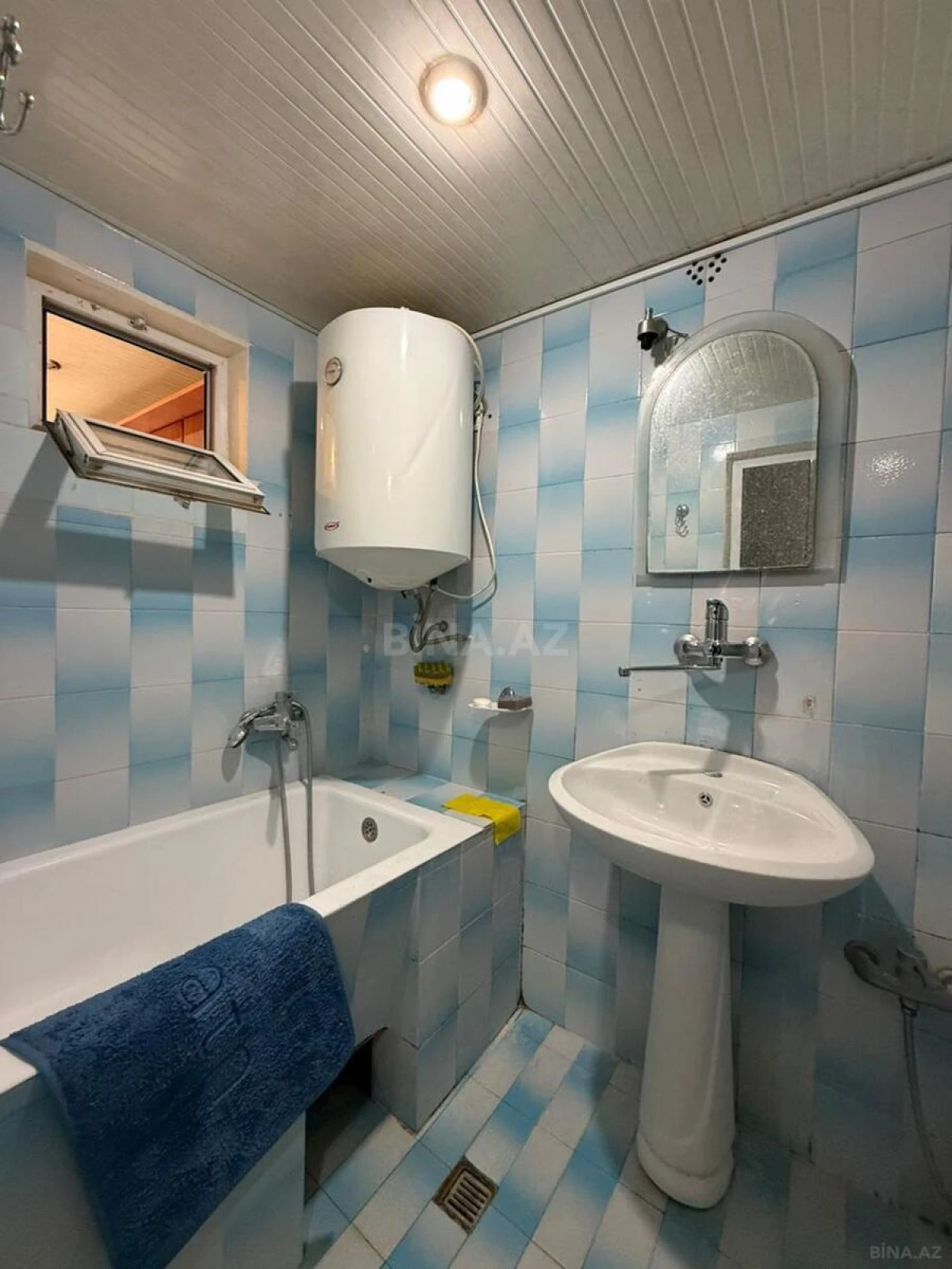 Satılır 2 otaqlı mənzil 60 m²