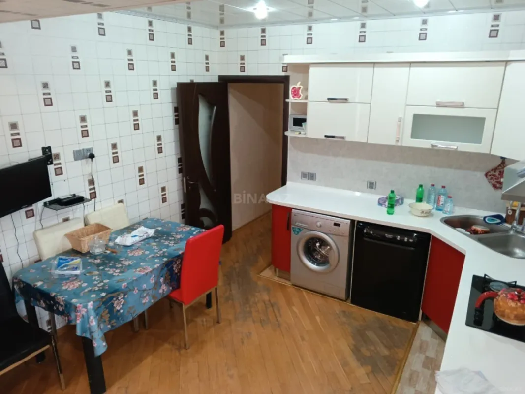 Kirayə verilir 3 otaqlı mənzil 90 m²