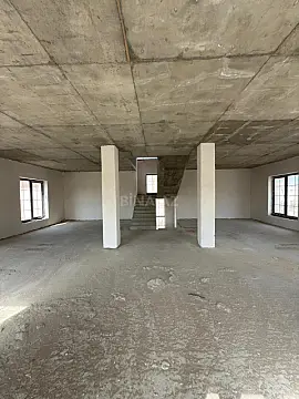 Satılır 7 otaqlı həyət evi 345 m²
