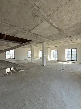 Satılır 7 otaqlı həyət evi 345 m²