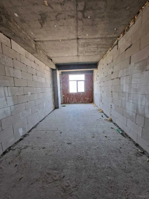 Satılır 2 otaqlı mənzil 82 m²