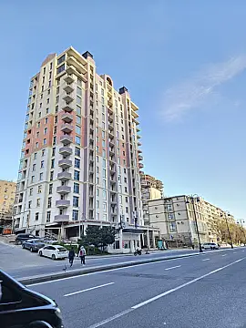 Satılır 2 otaqlı mənzil 82 m² — Bakı, Həzi Aslanov qəs. 2 otaq 82.00 m²