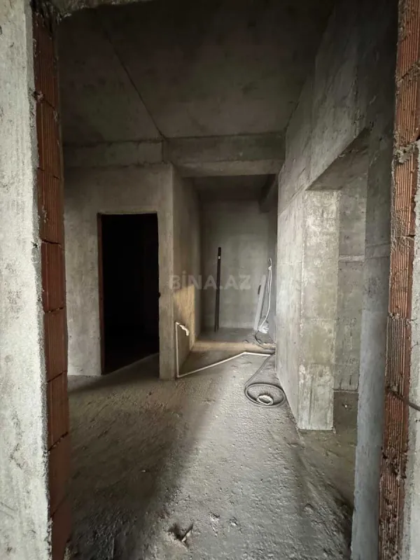 Satılır 2 otaqlı mənzil 100 m²