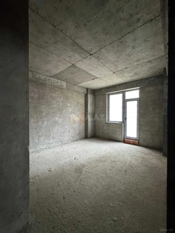 Satılır 2 otaqlı mənzil 100 m²